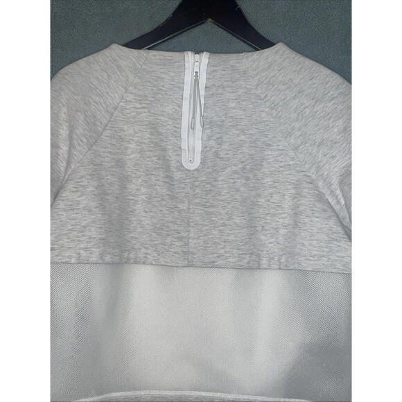 Nike Women's Tech Fleece Small Grey Mesh Athleisure Casual Athletic Workout Gym - Picture 12 of 12